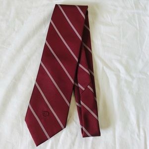 2/$20 - VINTAGE 80s Oscar de la Renta Silk Burgundy and White Striped Tie